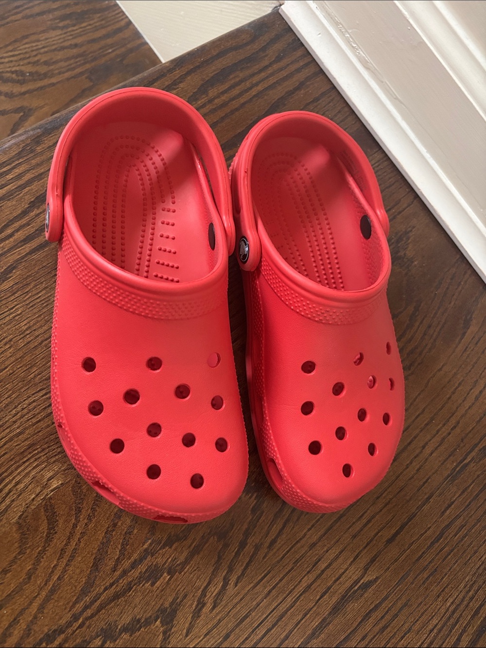 Red Crocs - Picture 2 of 4